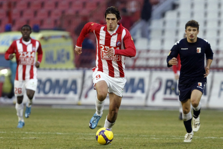 Za Pikea je Srbin najteži fudbaler kojeg je čuvao: Razbio je Pujola i mene, bio je nezaustavljiv!