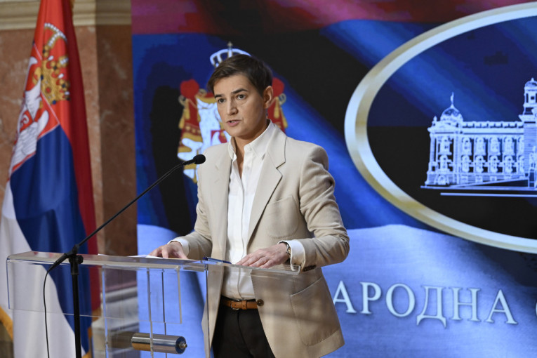 Brnabić: Evropski parlament može da kaže i da Srbija ima supersonično oružje koje niko nije video