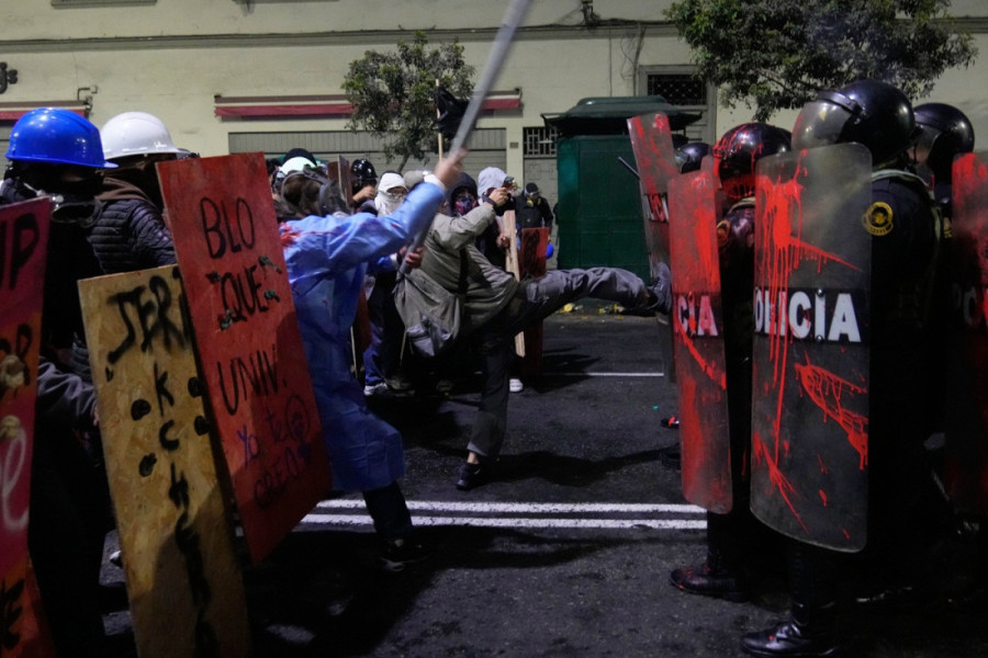 Eksplozija razorila zgradu u Bukureštu: Urušilo se nekoliko spratova, najmanje troje mrtvih (VIDEO/FOTO)