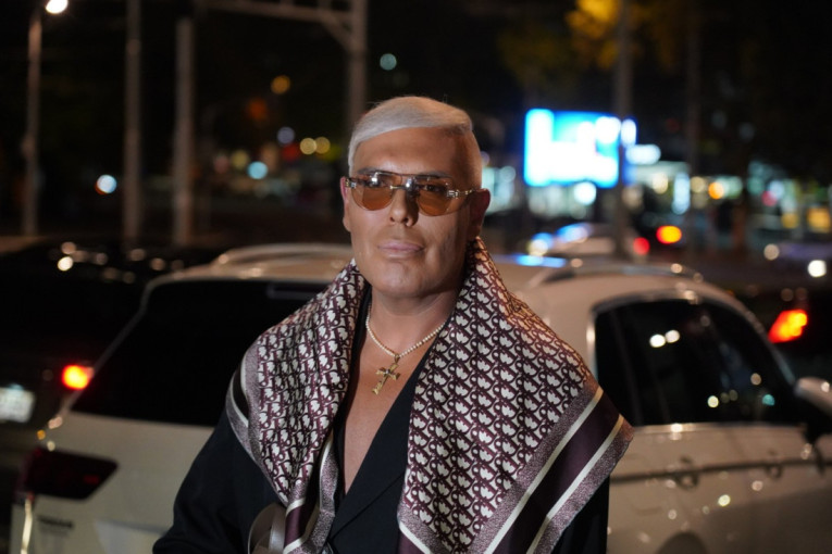 "Bio sam predmet podsmeha" Boki 13 okrenuo leđa svojoj familiji: Malodušni su i mizerni!