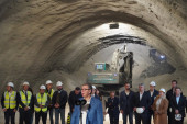 Probijen najduži tunel u Srbiji, Vučić na "Iriškom Vencu": Na ponos svim građanima Srbije, čestitam im! (FOTO/VIDEO)