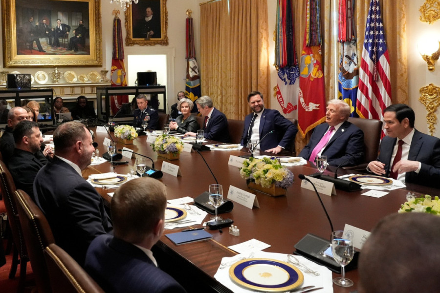 Isplivali detalji sastanka Trampa i Zelenskog: Ukrajinci sa sobom doneli mapu sa metama u Rusiji (FOTO)