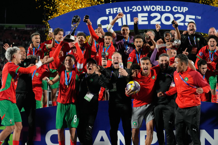 Omladinci Zvezde počinju novu evropsku priču: Na Milijaševom spisku 19 imena