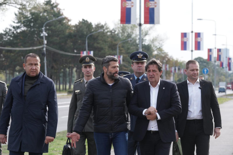 Šapić: Nakon vojne parade saobraćajnice presvučene novim asfaltom, troškovi minorni u odnosu na benefite