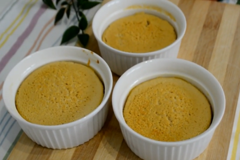 Recept dana: Kremasti griz kolač sa kokosom je prava fantazija ukusa