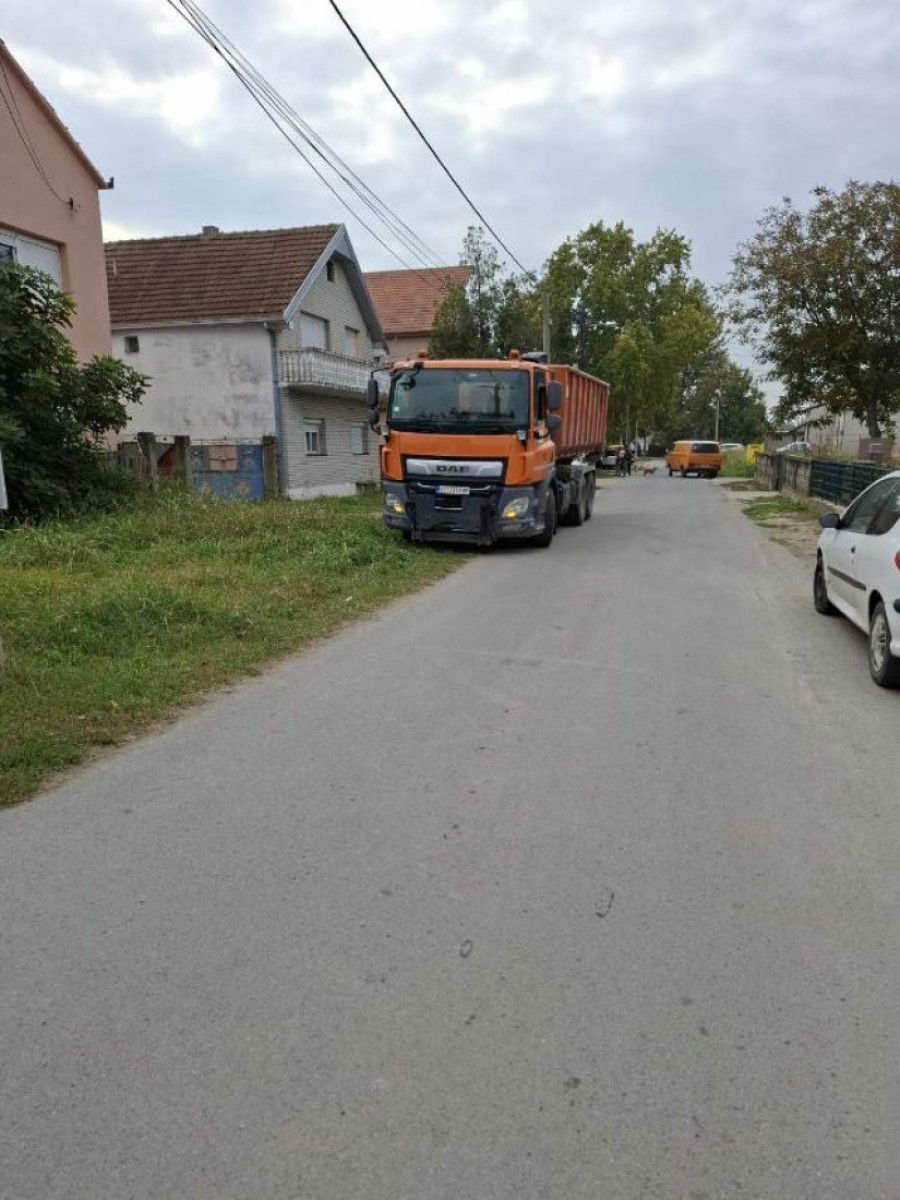 "Gradska čistoća" i Fondacija "Zajedno za osmeh" pomogle porodici Mladenović iz Borče