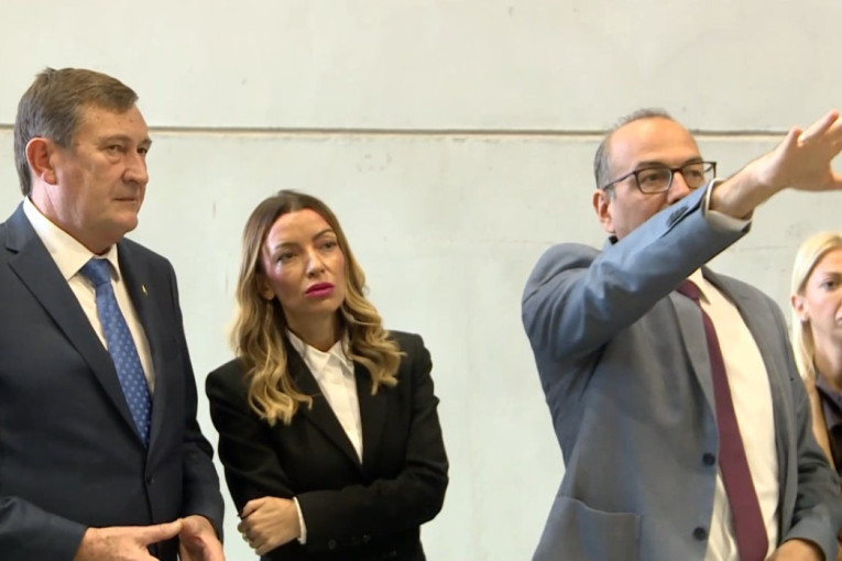 Mesarović posetila livnicu u Laktašima: Investitori veruju u privredni ambijent Srpske (VIDEO)