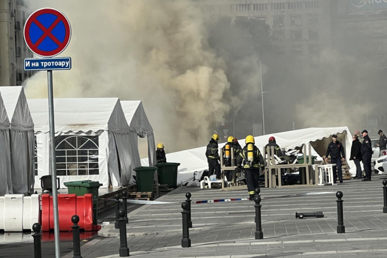 Naslovne strane dnevnih novina: Prelistavanje štampe za 24. oktobar 2025. godine