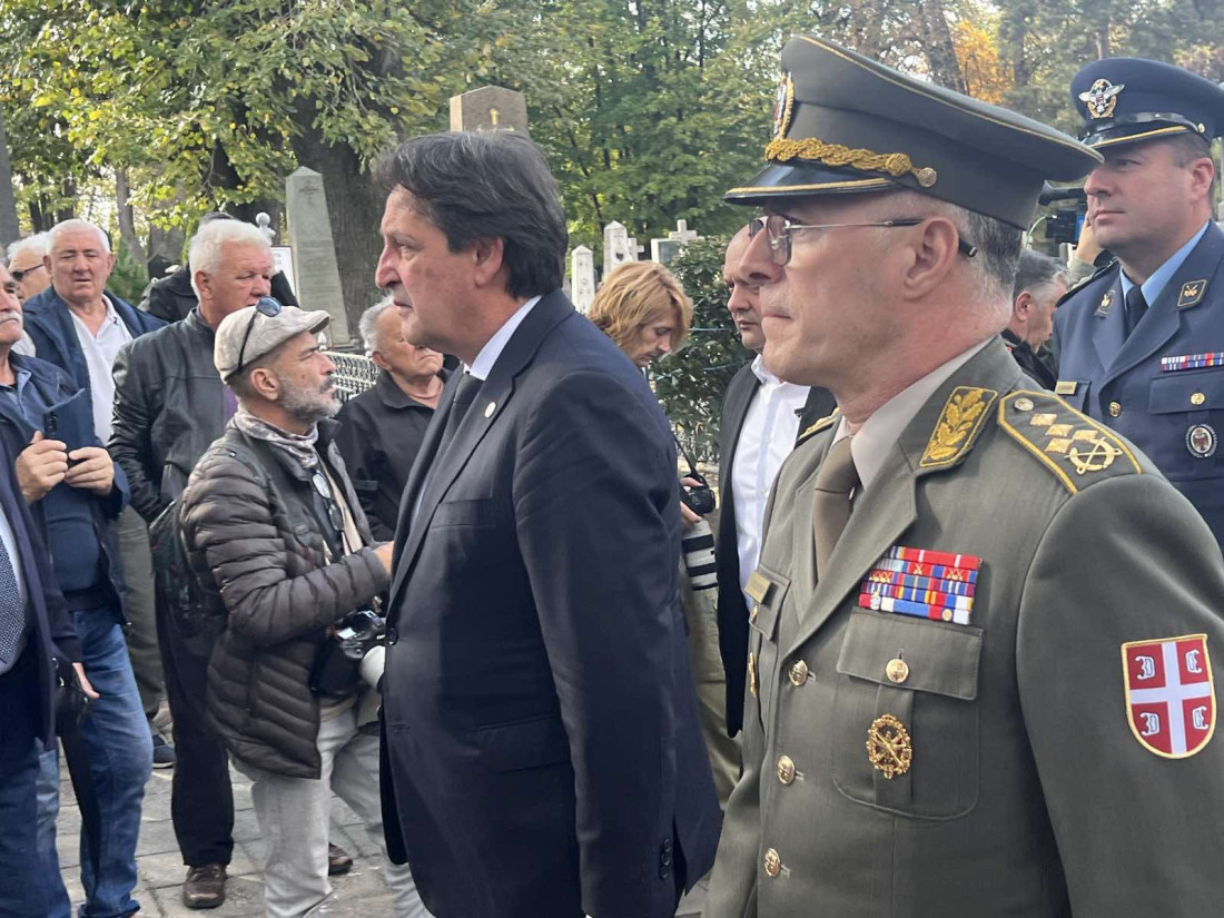 Istorija će upamtiti našeg generala: Sahranjen Nebojša Pavković (FOTO/VIDEO)