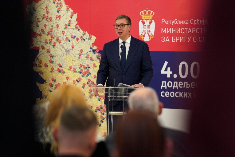 Vučić: Žensko preduzetništvo važno za opstanak porodica na selu! Sledeće godine povećavamo pomoć na 1.000.000 (VIDEO)