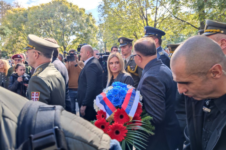 Istorija će upamtiti našeg generala: Sahranjen Nebojša Pavković (FOTO/VIDEO)