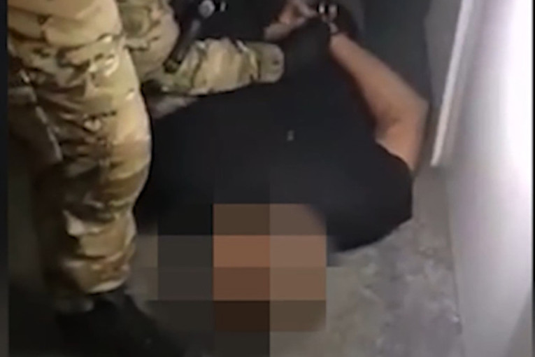 Na prozoru limenke alkohola: Devojka koja je pala sa zgrade u Novom Sadu nije bila sama u stanu