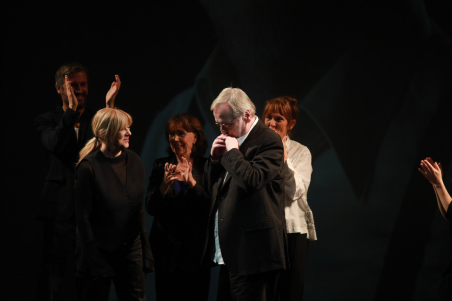 Bogdanu Dikliću uz ovacije uručena prestižna nagrada "Dobričin prsten": Ja sam podanik i paž glume (FOTO)