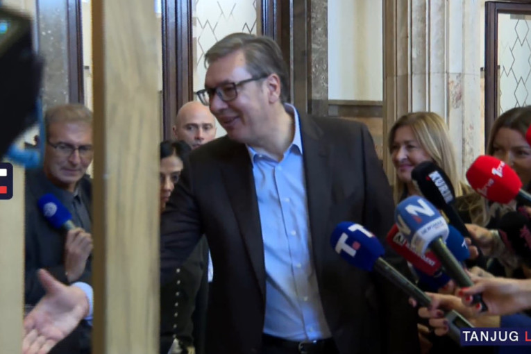 Vučić: Žensko preduzetništvo važno za opstanak porodica na selu! Sledeće godine povećavamo pomoć na 1.000.000 (VIDEO)