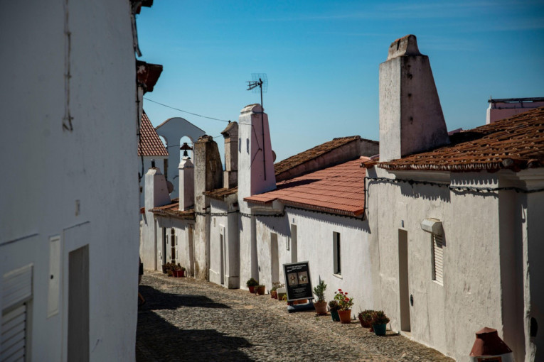 Pravi izbor za hedoniste: Otkrijte zanimljiv deo Portugala koji krase kamena sela i maslinjaci (FOTO)