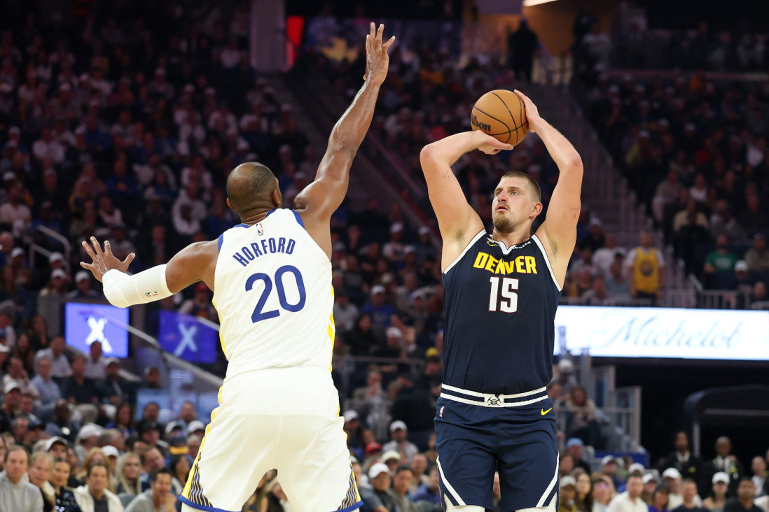Jokić sezonu otvorio tripl-dablom, a Denver porazom! Nagetsima malo 50 poena i 10 trojki Gordona!