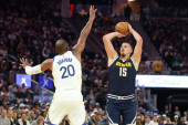 Jokić sezonu otvorio tripl-dablom, a Denver porazom! Nagetsima malo 50 poena i 10 trojki Gordona!