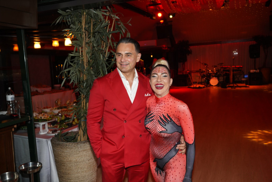 Oglasili se bivši Jovane Jeremić o njenom novom partneru: "Kakav dečko?!" Evo šta misle o Tigru!