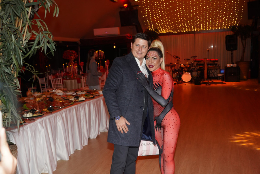 Jovana Jeremić bez dlake na jeziku: Rekla sam mu, ja nisam sigurna da li mogu da imam dete! (FOTO)