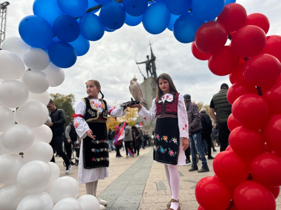 Slobodna Srbija je ustala: 39.600 građana ujedinjeno protiv blokada (FOTO/VIDEO)