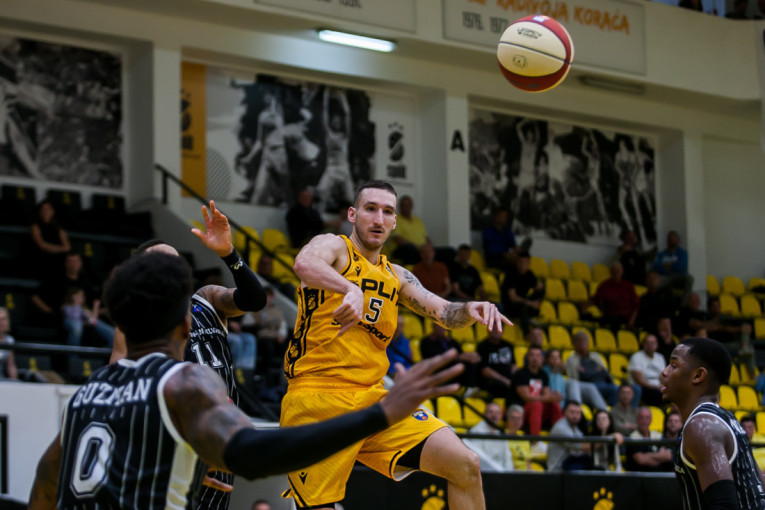 Split u drami do prve pobede u sezoni! Pogledajte u FULL HD hajlajtsima kako je Kluž poražen na Gripama! (VIDEO)