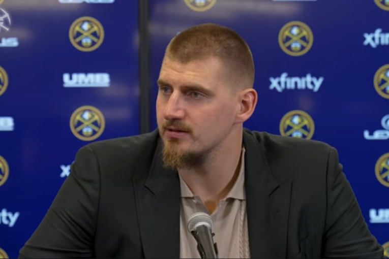 Jokić napravio šou na konferenciji za novinare: Nikola nasmejao sve prisutne!  (VIDEO)