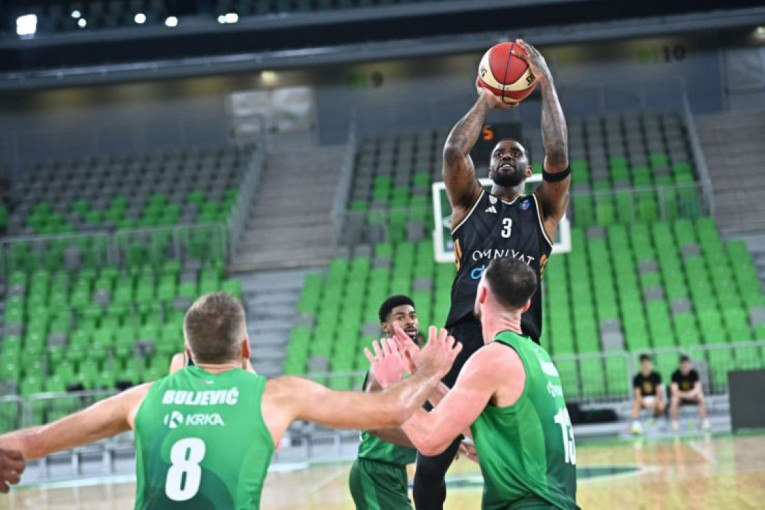 Sineru nova titula! Zverev poklekao u finalu