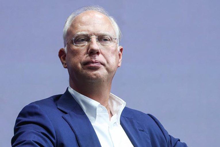 Dimitrijev na razgovore u SAD doneo bombone sa Putinovim citatima (FOTO)