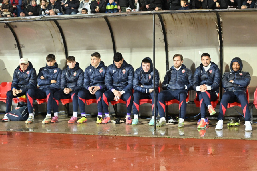 Novi udar za Zvezdu! Posle poraza od Brage, zaustavljena u Nišu: Kiša je padala, a mreže mirovale na "Čairu" (FOTO/VIDEO) (FOTO/VIDEO)