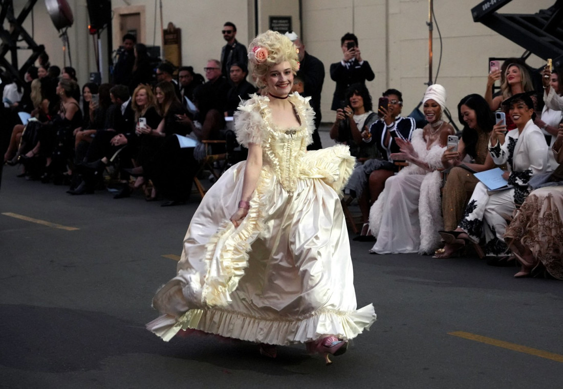 TOP 3 najzanimljivija stajlinga sa Vogue World-a 2025: Jedan od njih je bio omaž legendarnoj Mariji Antoaneti (FOTO)