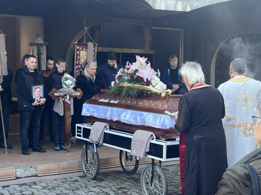 Oproštaj od Jugoslava Kostića: Otišao je čovek koji je gradio, spajao i ostavljao trag dobrote i dela (FOTO/VIDEO)