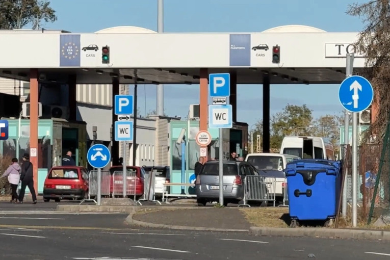 Kamioni blokirani na izlazu iz Srbije: Batrovci opet stali!