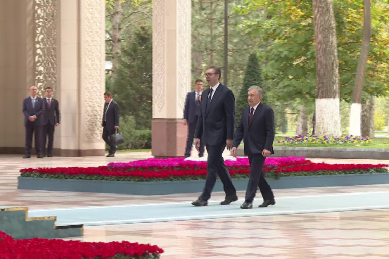 Vučić u zvaničnoj poseti Uzbekistanu: Sastao sa predsednikom Mirzijojevim (FOTO/VIDEO)