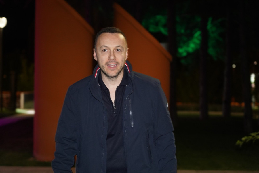 Majka i otac o razvodu Baneta Mojićevića: "Mlad je ušao u brak i roditeljstvo, sve je trpao u sebe!"