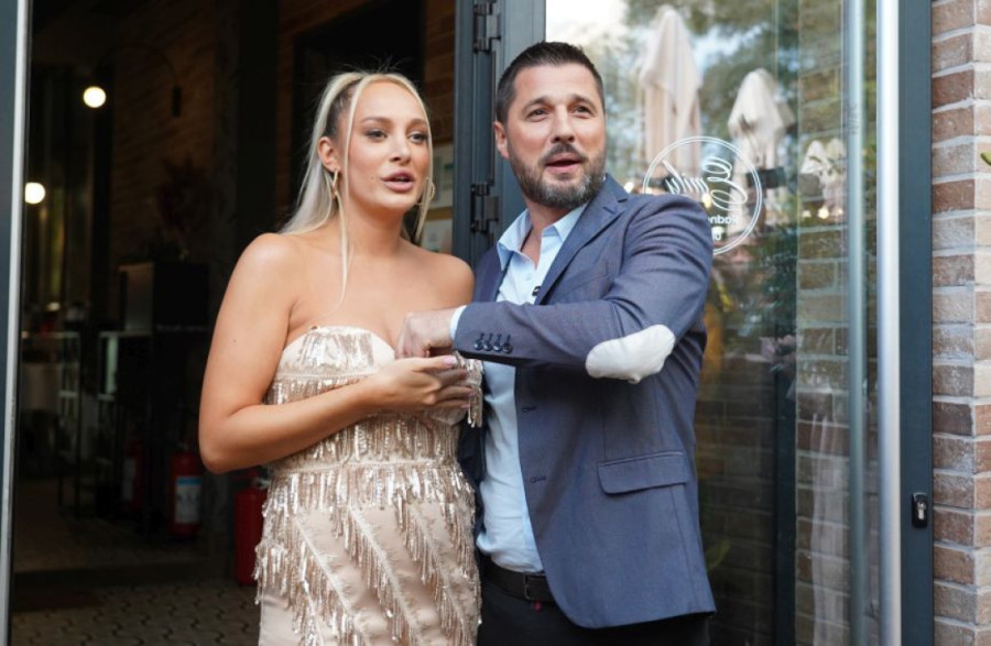 Jovana Jeremić sa ćerkom dekoriše stan: Pokazala novogodišnju bajku, ovo su svi zapazili (FOTO)