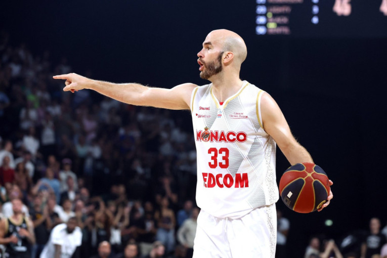 Kalates obukao opremu Partizana: Pogledajte koji je broj zadužio iskusni plej! (FOTO)