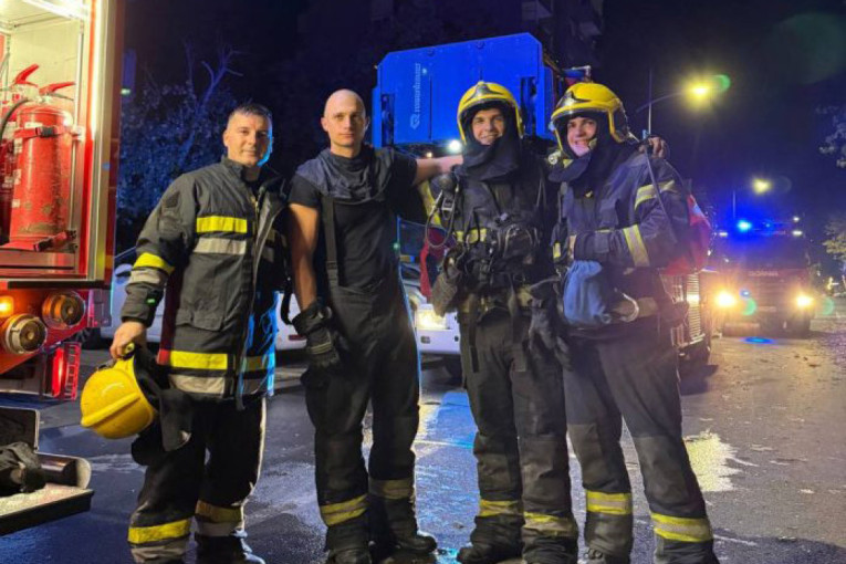 Bez mobilnih u školama? Stigao zahtev za opštu zabranu, evo ko se oglasio