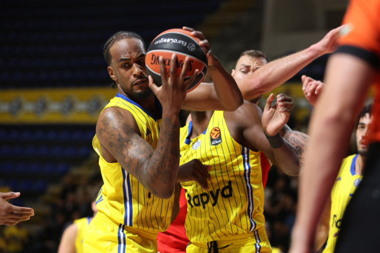 Makabi prekinuo niz Valensije i nastavio svoj, Micić i Gudurić izgubili (VIDEO)