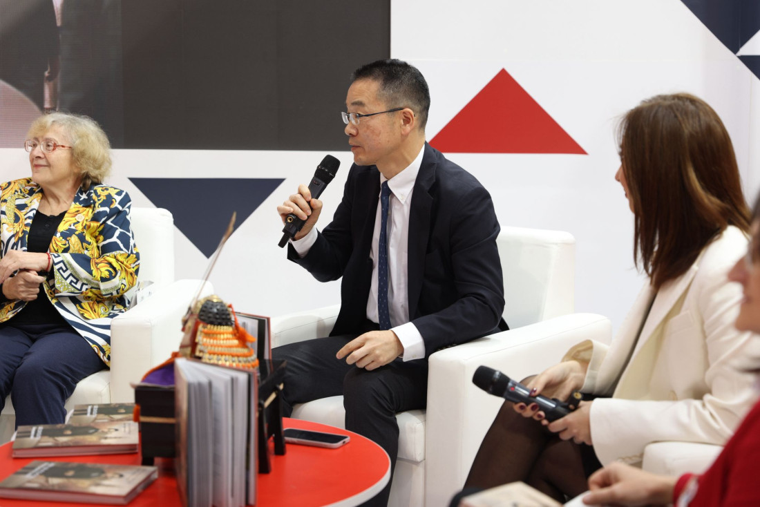 "Pokondirena tikva" na japanskom na Međunarodnom sajmu knjiga u Beogradu