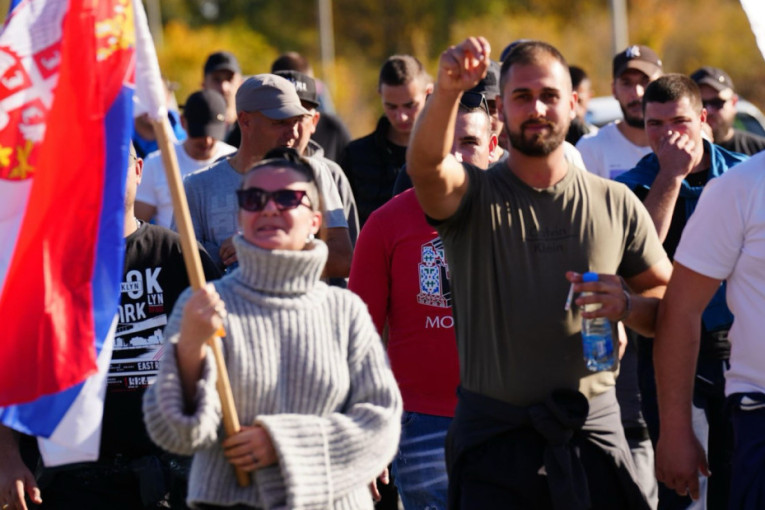 Predsednik Vučić: Od januara plate veće od očekivanog! Postoji nervoza i histerija zbog debakla iz Novog Sada