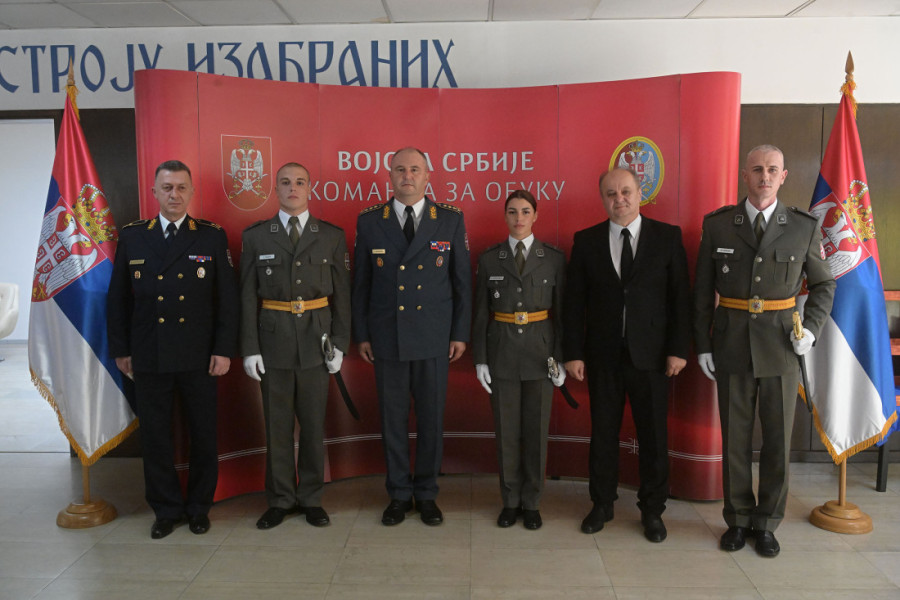 Obučeni da služe otadžbini! U Domu Garde promovisano novih 151 podoficira Vojske Srbije