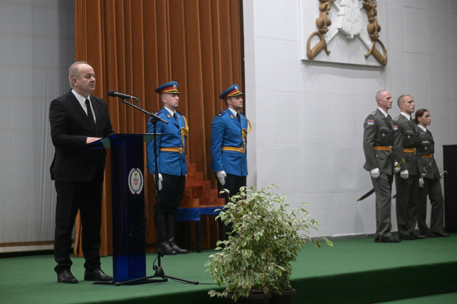 Obučeni da služe otadžbini! U Domu Garde promovisano novih 151 podoficira Vojske Srbije