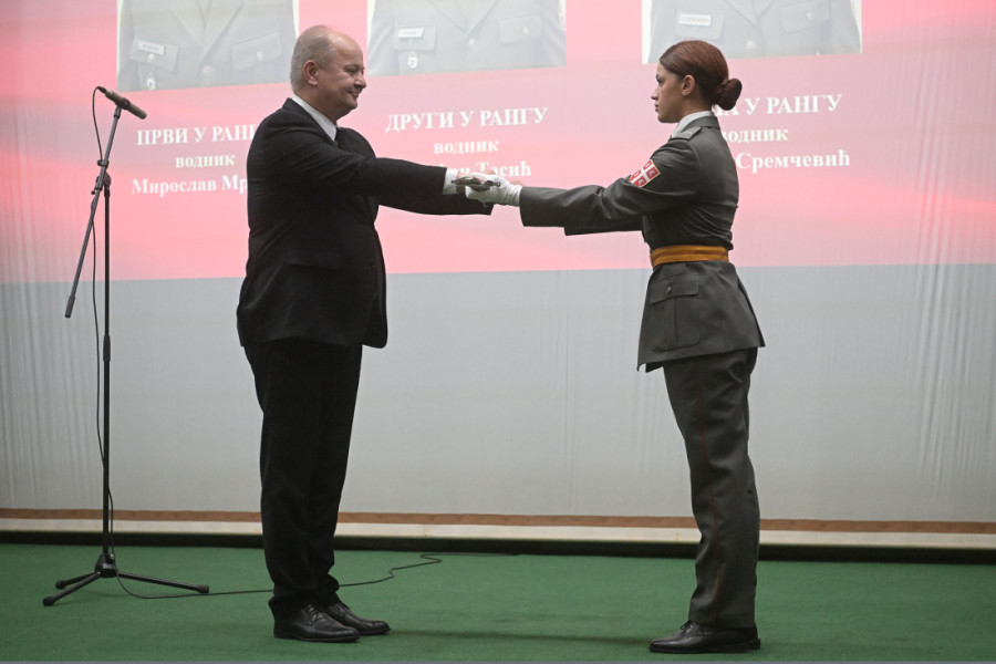 Obučeni da služe otadžbini! U Domu Garde promovisano novih 151 podoficira Vojske Srbije