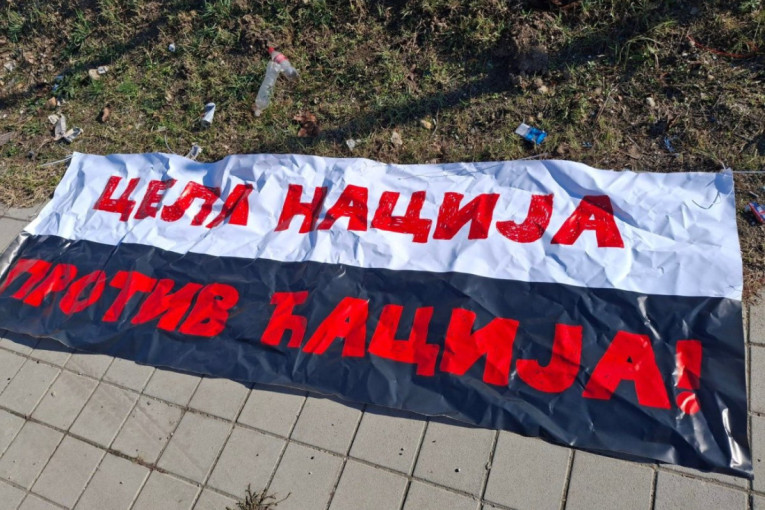 Oglasio se MUP: Na skupu u piku bilo prisutno oko 39.000 ljudi! Novi Sad se ispraznio (FOTO/VIDEO)