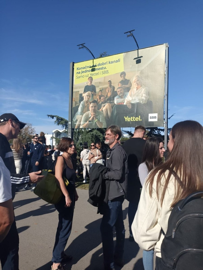Oglasio se MUP: Na skupu u piku bilo prisutno oko 39.000 ljudi! Novi Sad se ispraznio (FOTO/VIDEO)