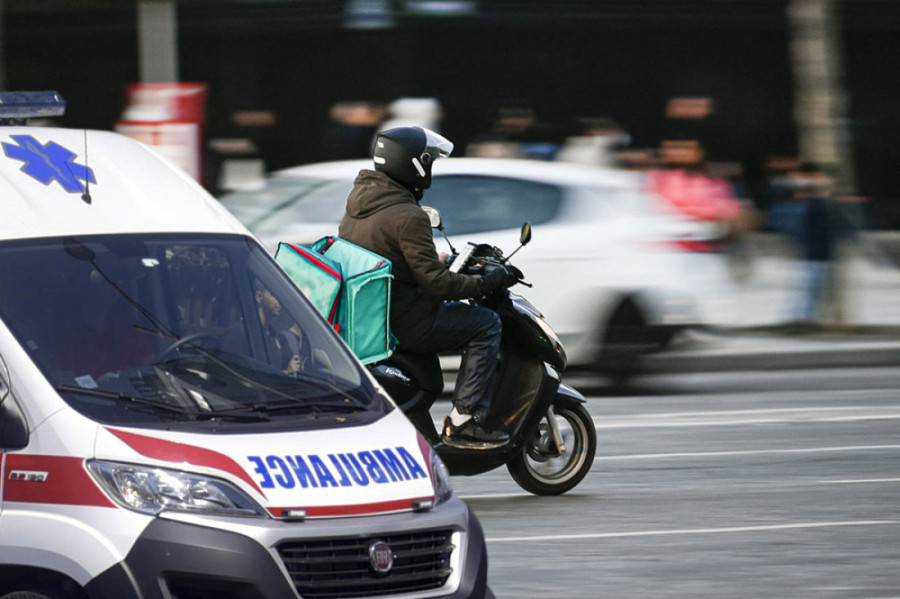 Napadnuti državljani Srbije u Dubrovniku: Palicama im razlupali automobil, dvoje povređeno