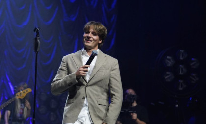 Jakov Jozinović se oglasio nakon što je Cetinski otkazao koncert: "Nastavljamo širiti ljubav"