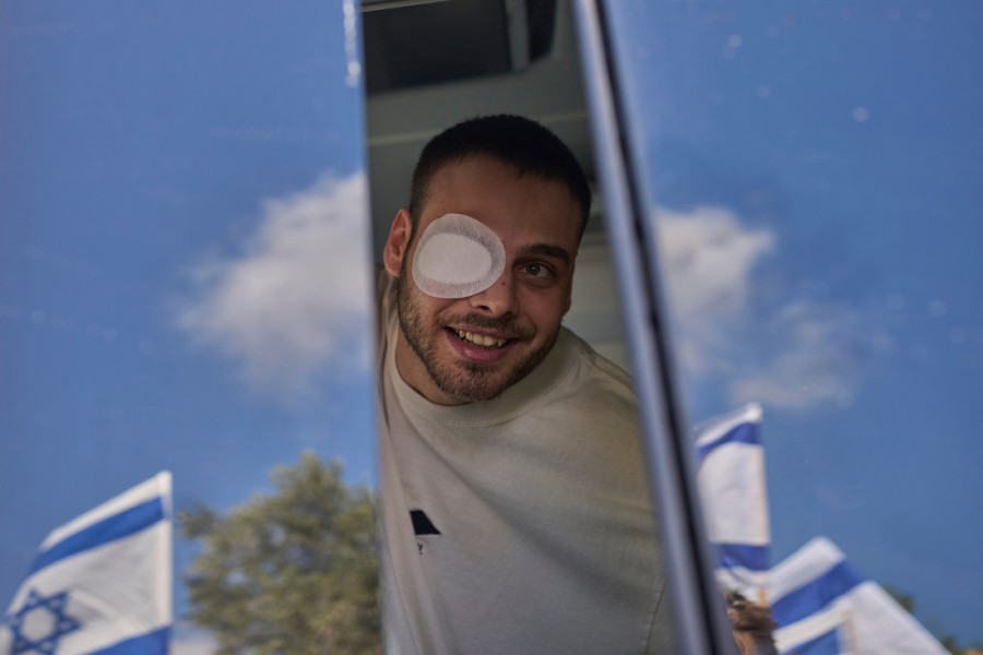 Operisan Alon Ohel: Ugradili mu veštačko sočivo, evo u kakvom je stanju