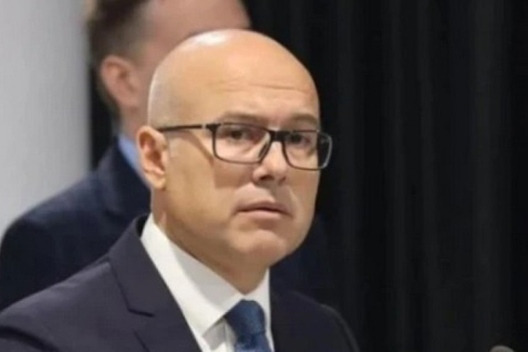 Noćašnji napad na Ćacilend je napad besnih i isfrustriranih na pristojnu Srbiju! Vučević: Oni hoće nasilje po svaku cenu, ali građani neće!