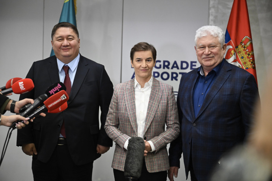 Prvi avion na direktnoj liniji Beograd-Astana sleteo na aerodrom 